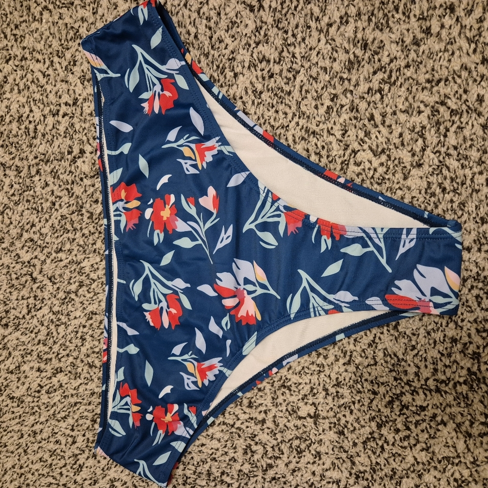 Floral Bikini Bottoms. From Shein. New Without Tags. Never Wore It.
